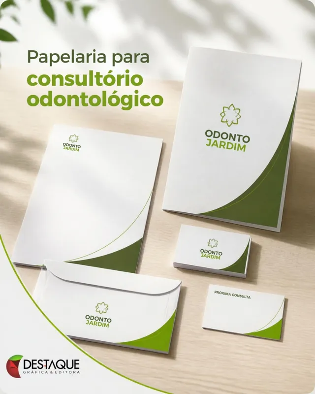 Papelaria completa: timbrado, envelope, pasta e cartões no mesmo padrão